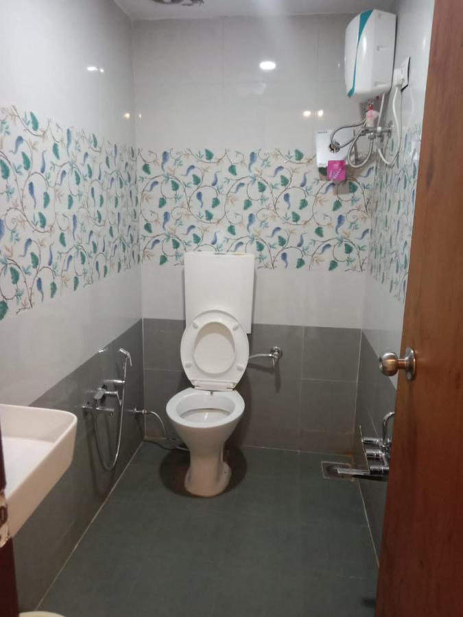 Hotel Shreeji'S Gandhinagar Kültér fotó